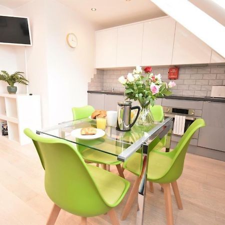 Apt 3, Opera House Ensuite 4Th Floor By Indigo Flats London Exterior photo