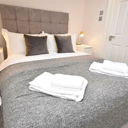 Apt 3, Opera House Ensuite 4Th Floor By Indigo Flats London Exterior photo