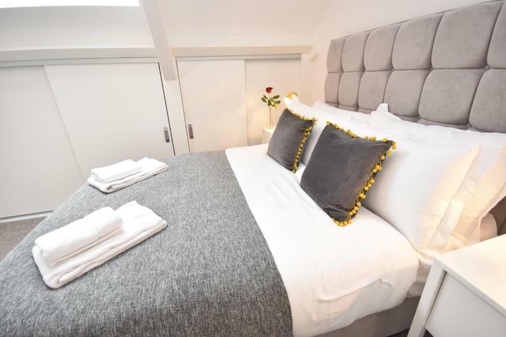 Apt 3, Opera House Ensuite 4Th Floor By Indigo Flats London Exterior photo