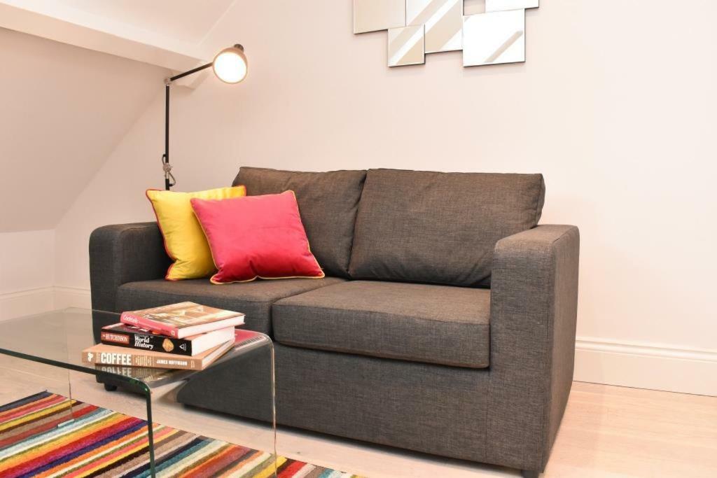 Apt 3, Opera House Ensuite 4Th Floor By Indigo Flats London Exterior photo